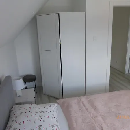 Feriehus Dom Nad Zalewem Sosnówka