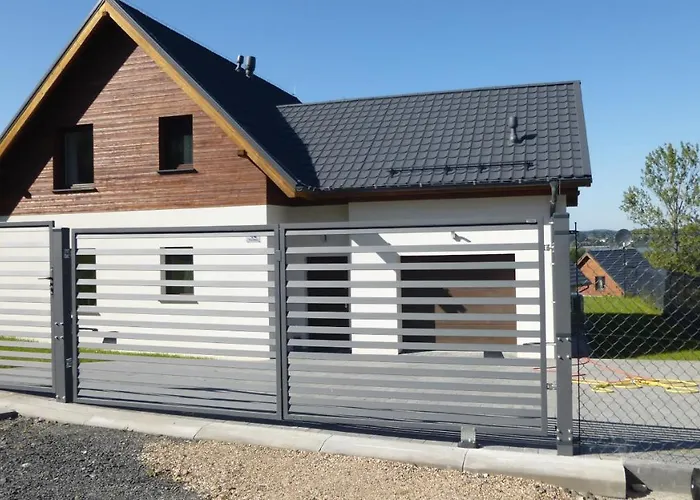 Dom Nad Zalewem * Sosnówka