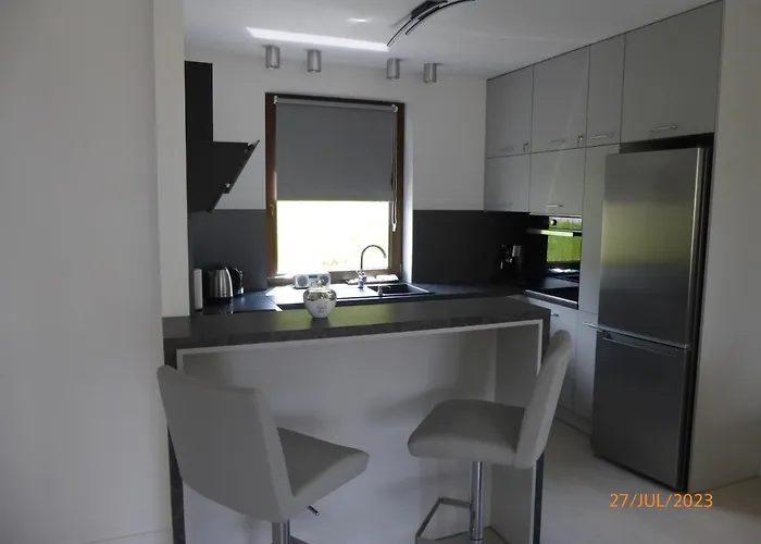 Dom Nad Zalewem بيت للعطل *