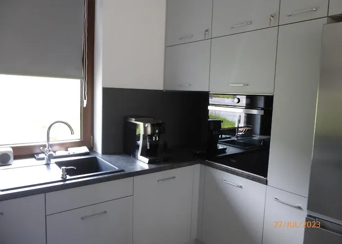 Dom Nad Zalewem بيت للعطل *