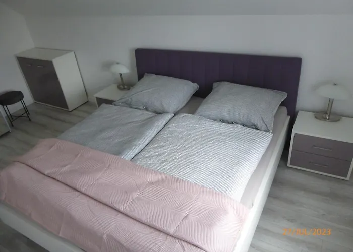 Dom Nad Zalewem بيت للعطل