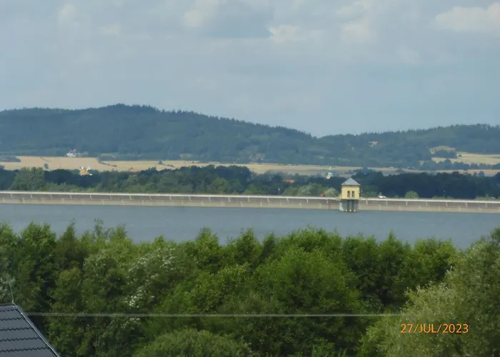 Dom Nad Zalewem Sosnówka